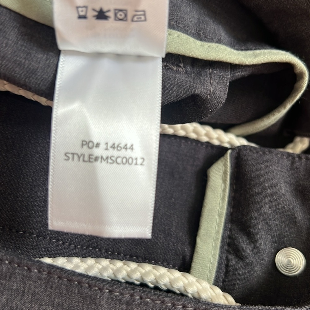 NWT Faherty All Day Belt Loop Short 1.0 (9") - Charcoal. Size 40 - Picture 12 of 12